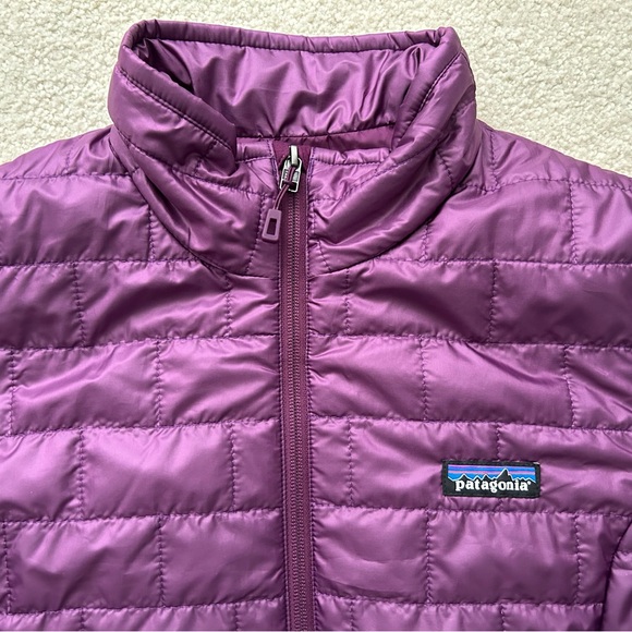NWT Patagonia Lightweight Travel Deep Purple Nano Puff Parka Medium M - Picture 3 of 7